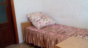 Фото номера Бюджетный трехместный номер Гостиница Hostel on Kirpilskaya 39A г. Тимашевск 5